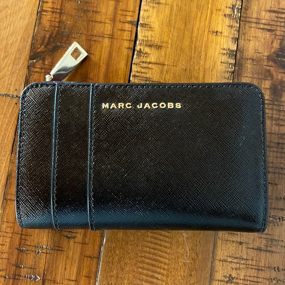 Marc Jacobs wallet